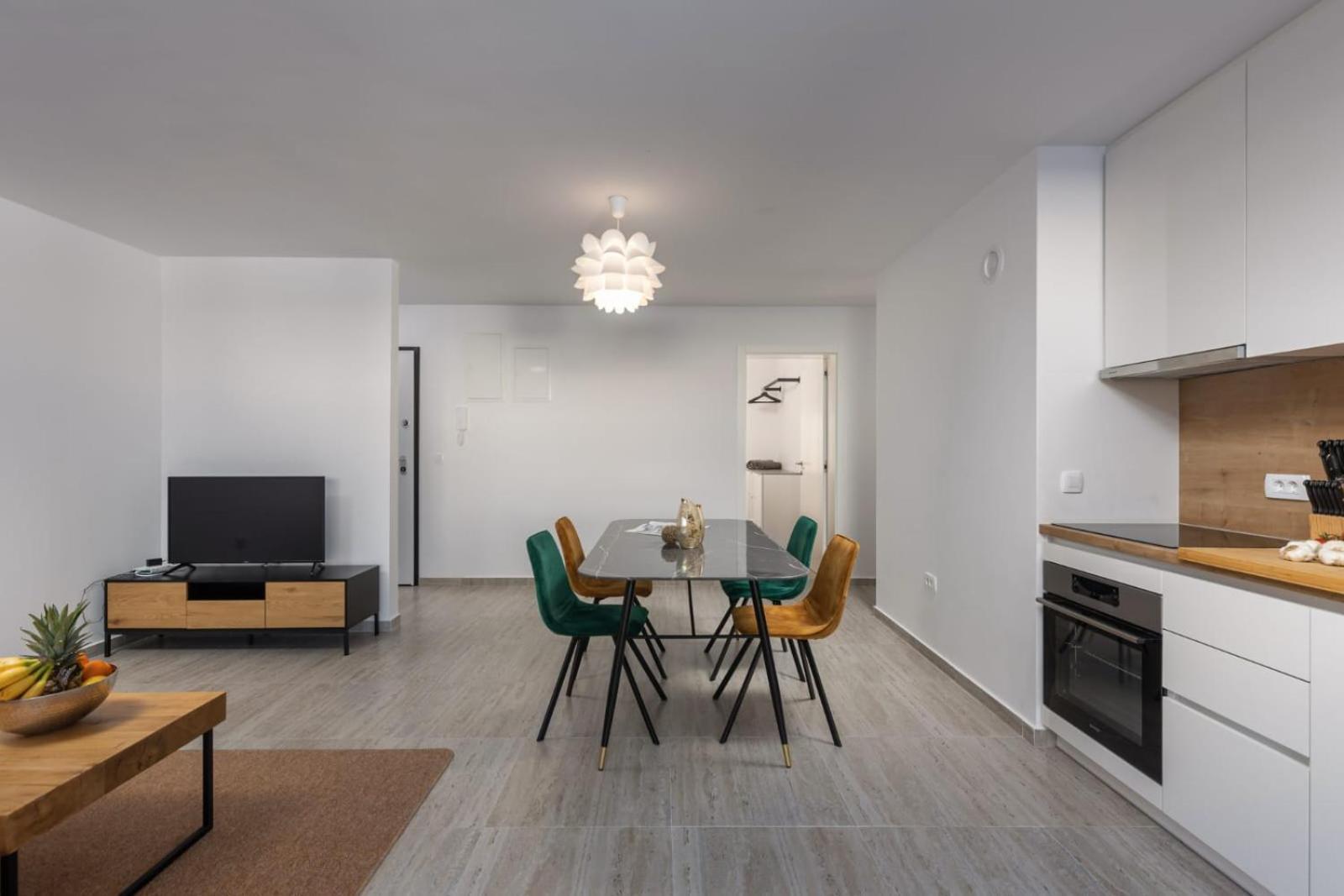 Apartments Cesare Нин Екстериор снимка