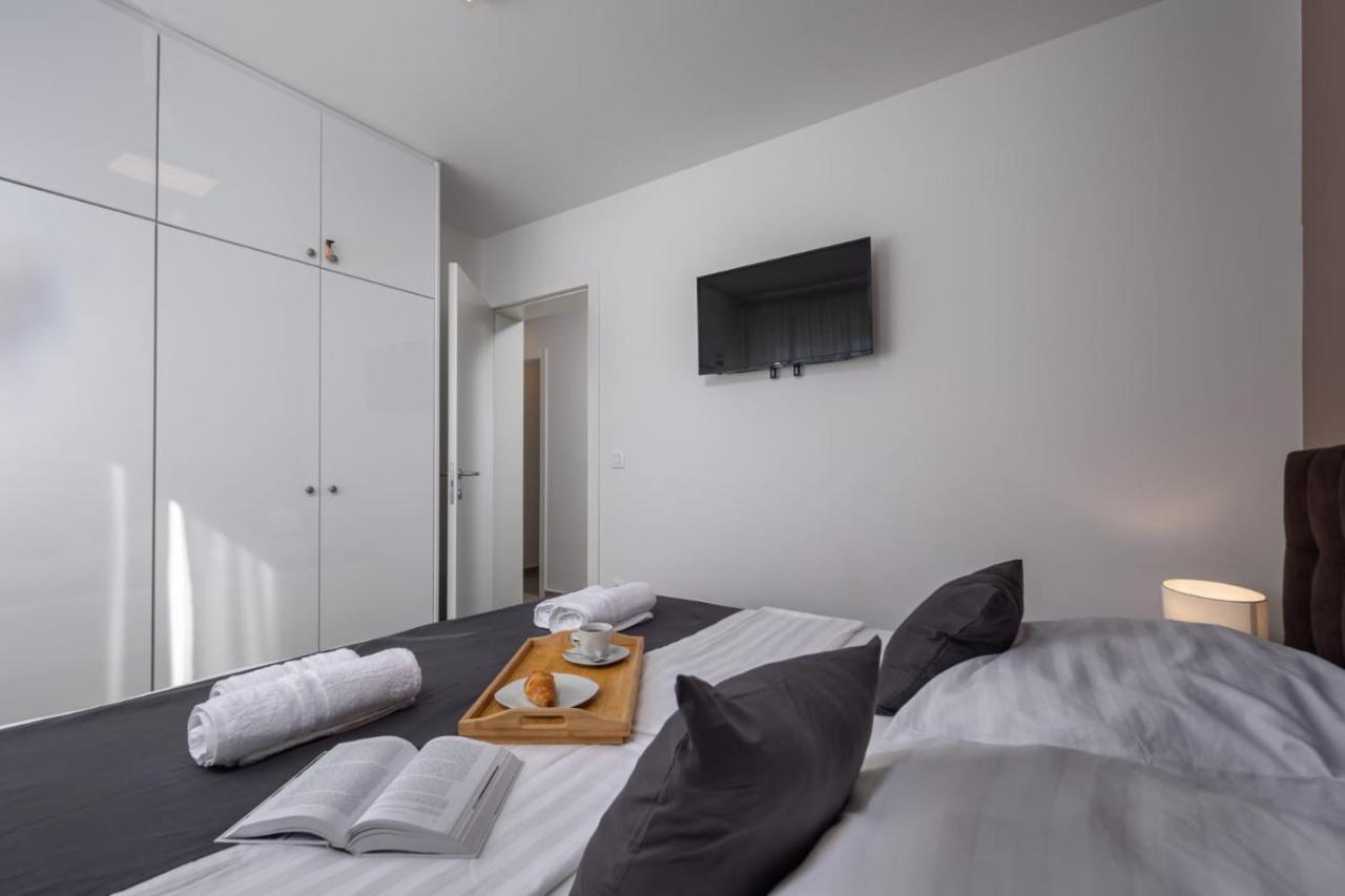 Apartments Cesare Нин Екстериор снимка