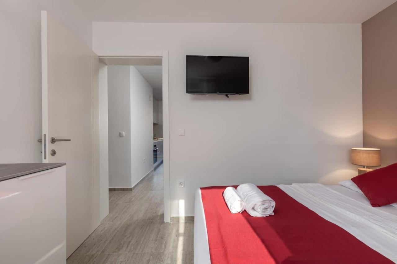 Apartments Cesare Нин Екстериор снимка