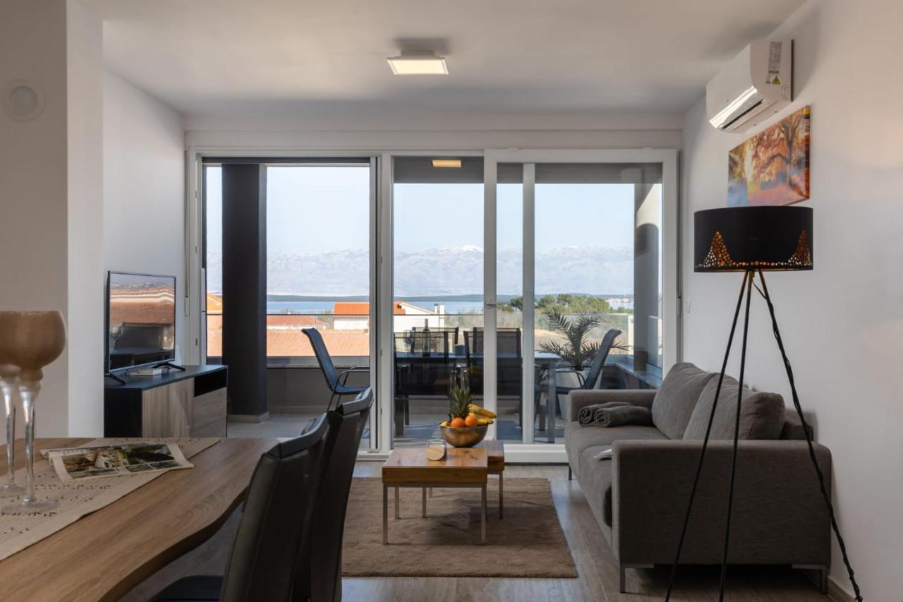 Apartments Cesare Нин Екстериор снимка