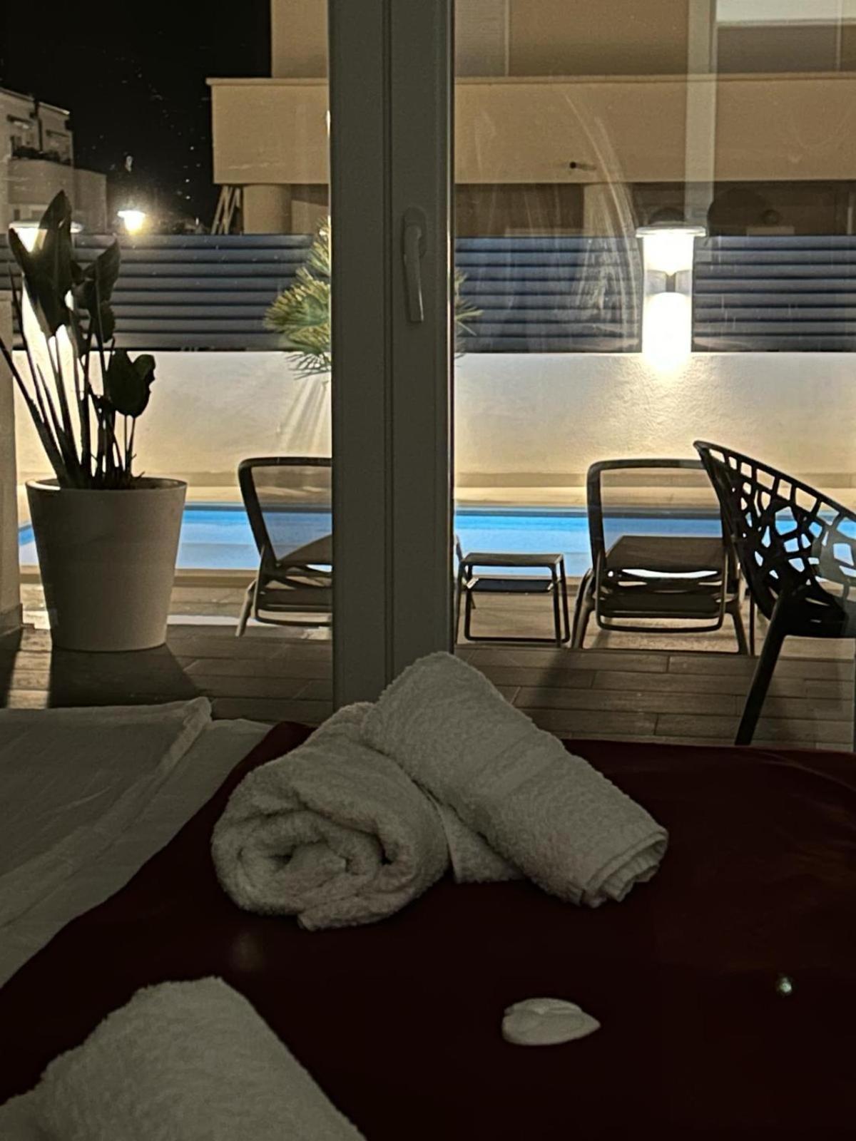 Apartments Cesare Нин Екстериор снимка